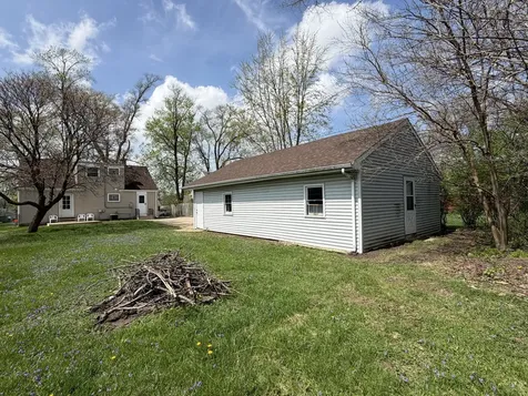 619 North Edgewood Avenue Lombard IL 60148