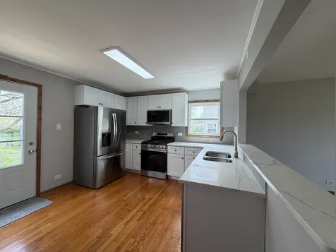 619 North Edgewood Avenue Lombard IL 60148