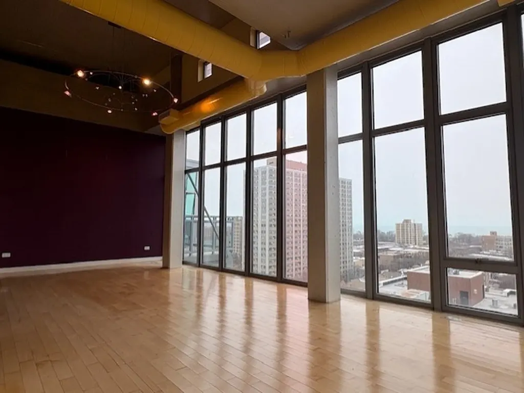1000 West Leland Avenue Chicago IL 60640