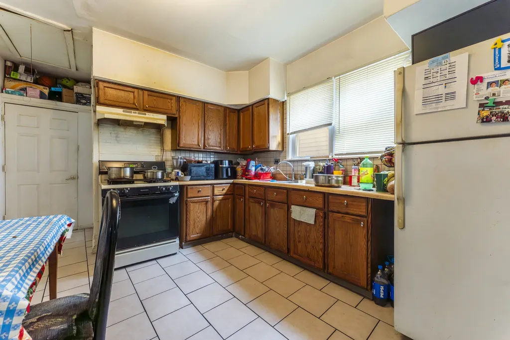 2223 North Mason Avenue Chicago IL 60639