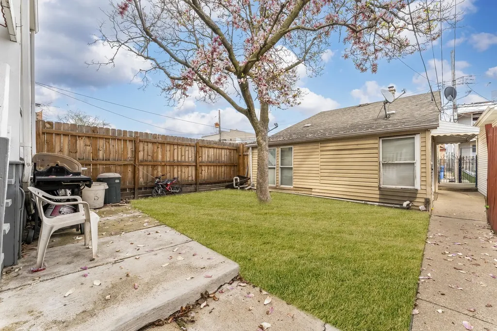 2223 North Mason Avenue Chicago IL 60639