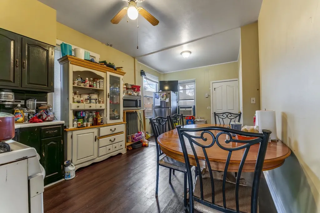 2223 North Mason Avenue Chicago IL 60639