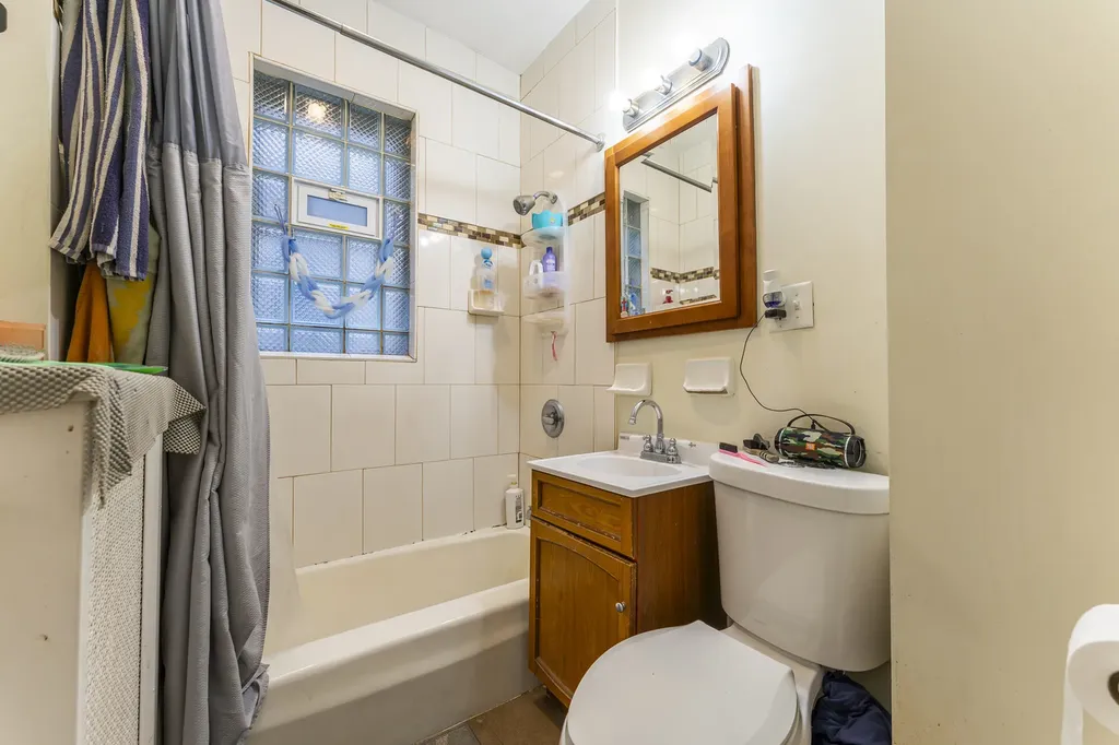 2223 North Mason Avenue Chicago IL 60639