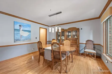 14 Hampton Court Algonquin IL 60102