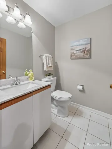 14 Hampton Court Algonquin IL 60102
