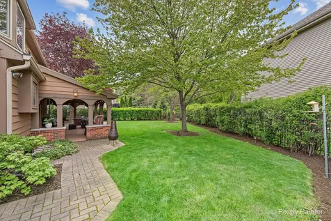 14 Hampton Court Algonquin IL 60102
