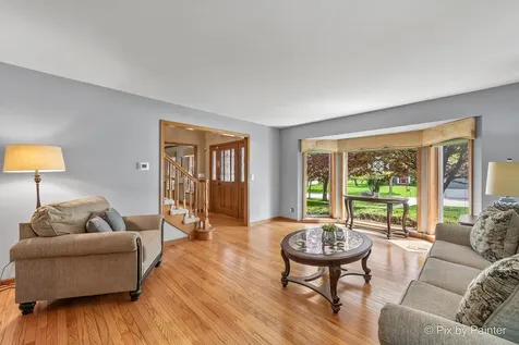 14 Hampton Court Algonquin IL 60102