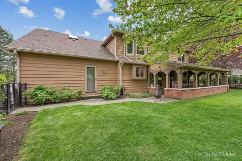 14 Hampton Court Algonquin IL 60102