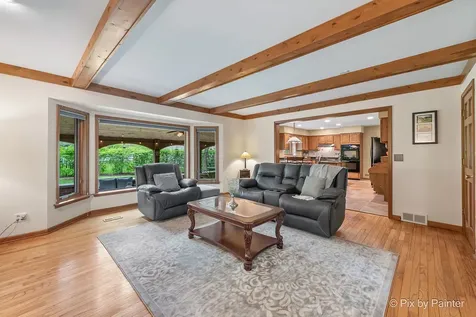 14 Hampton Court Algonquin IL 60102