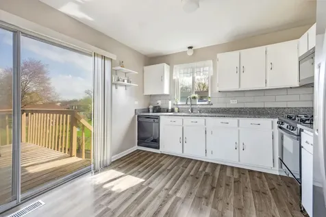 1236 Corley Drive Elgin IL 60120