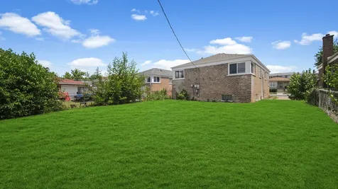 12728 South May Street Calumet Park IL 60827