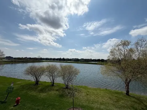 231 Lakeshore Drive Oswego IL 60543