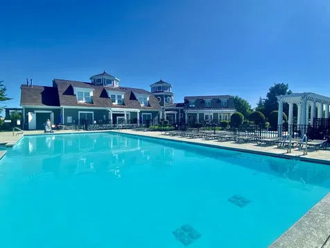 231 Lakeshore Drive Oswego IL 60543