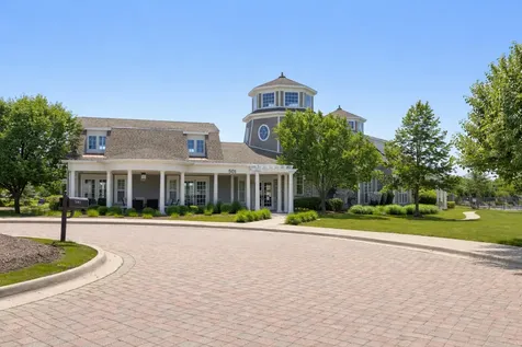 231 Lakeshore Drive Oswego IL 60543