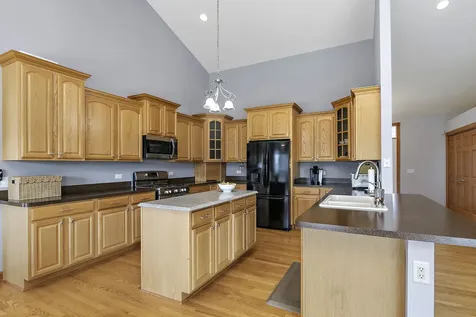 431 Patricia Lane Hampshire IL 60140