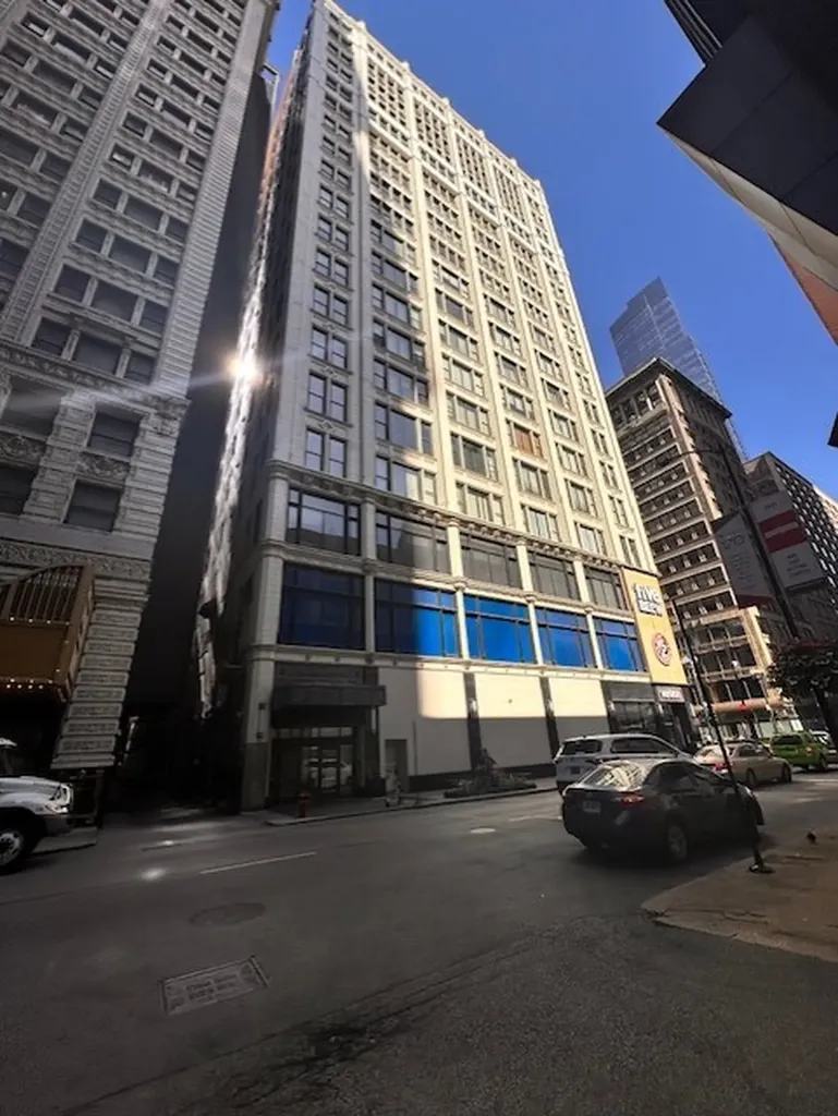 8 West Monroe Street Chicago IL 60603