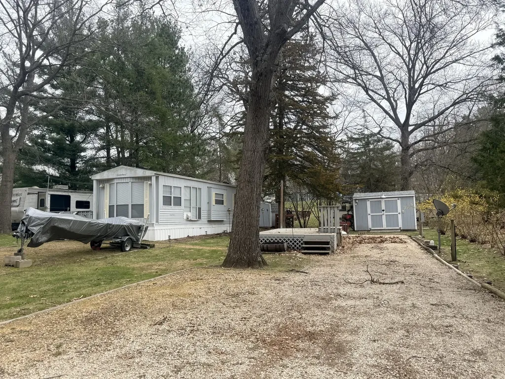 10-22/23 Woodhaven Lakes Sublette IL 61367