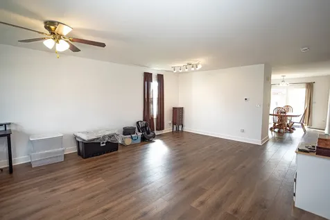209 Thames Drive Shorewood IL 60404