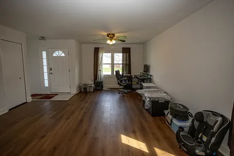 209 Thames Drive Shorewood IL 60404
