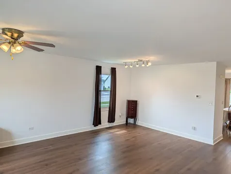 209 Thames Drive Shorewood IL 60404