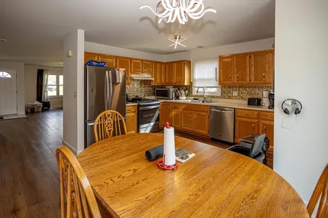209 Thames Drive Shorewood IL 60404