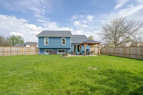 209 Thames Drive Shorewood IL 60404