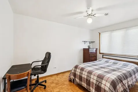 1114 185TH Place Homewood IL 60430