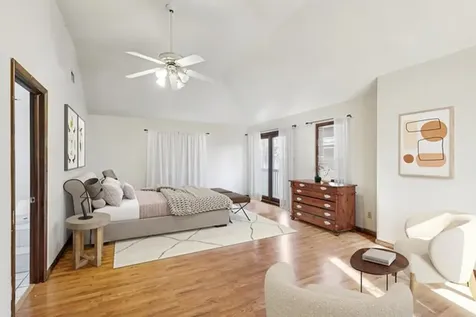 1114 185TH Place Homewood IL 60430