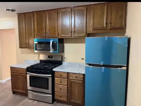 160 East Northwest Highway Des Plaines IL 60016