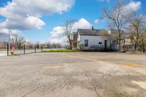 10620 South Vincennes Avenue Chicago IL 60643