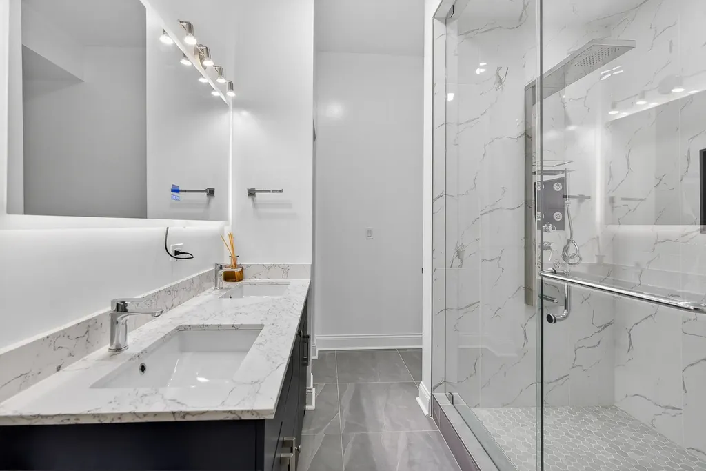 4646 South Prairie Avenue Chicago IL 60653