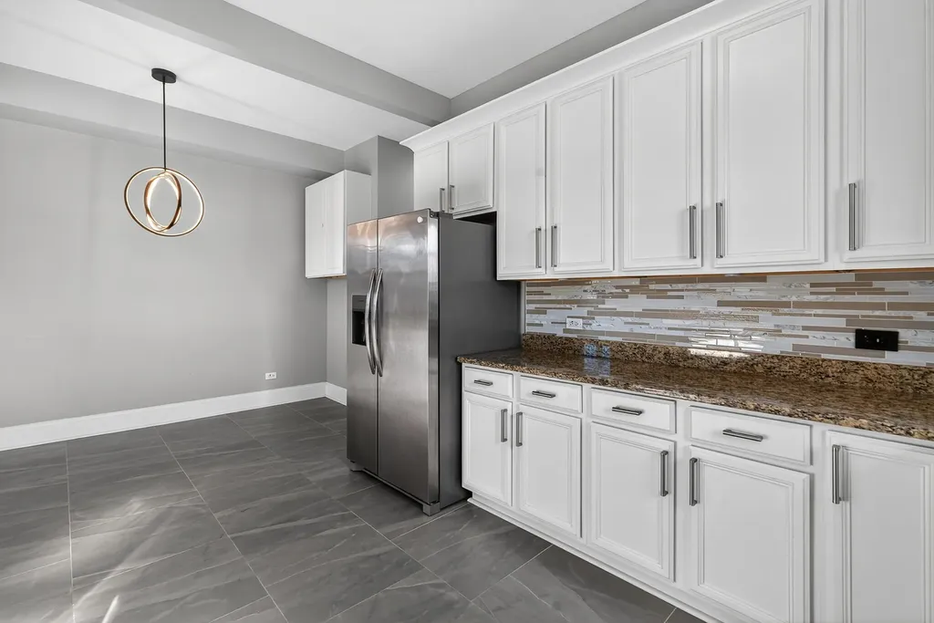 4646 South Prairie Avenue Chicago IL 60653