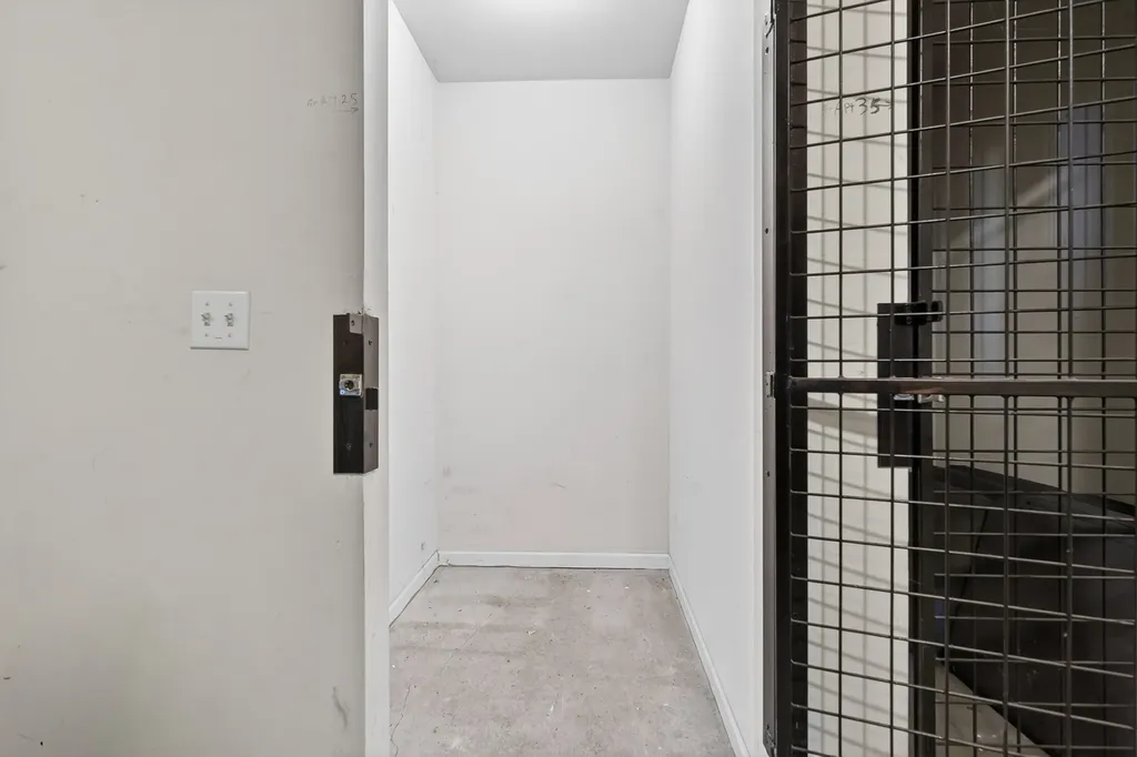 4646 South Prairie Avenue Chicago IL 60653