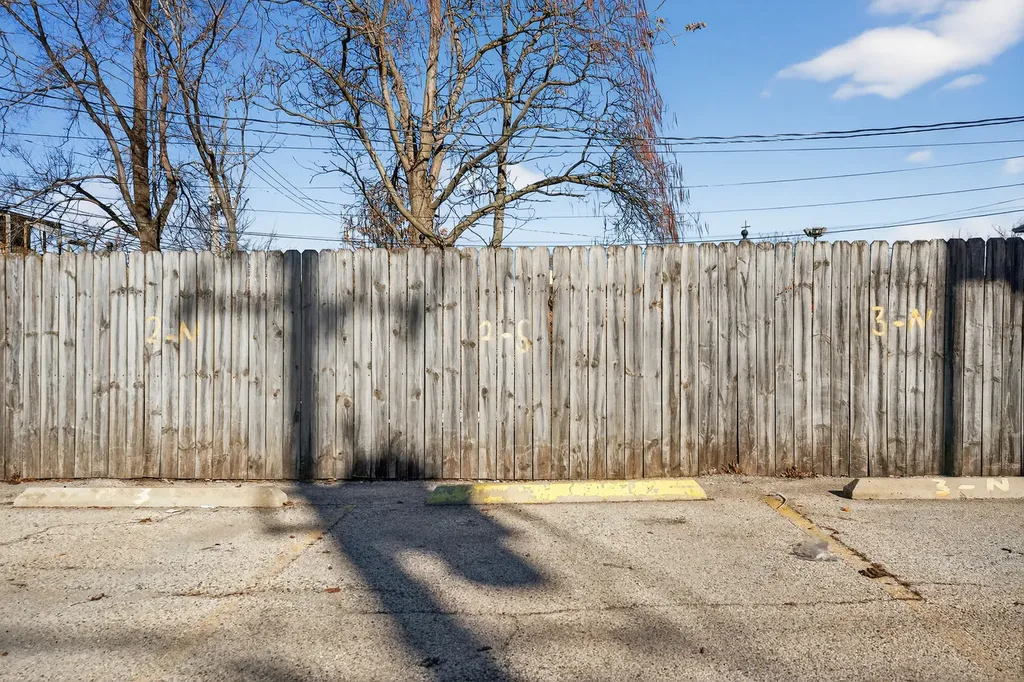 4646 South Prairie Avenue Chicago IL 60653