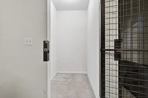 4646 South Prairie Avenue Chicago IL 60653