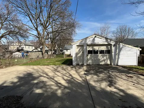 519 North View Street Aurora IL 60506