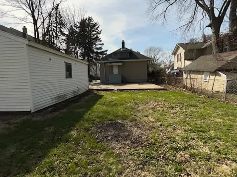 519 North View Street Aurora IL 60506