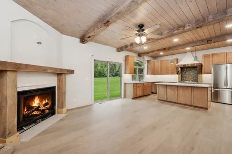 1979 Red Oak Lane Spring Grove IL 60081