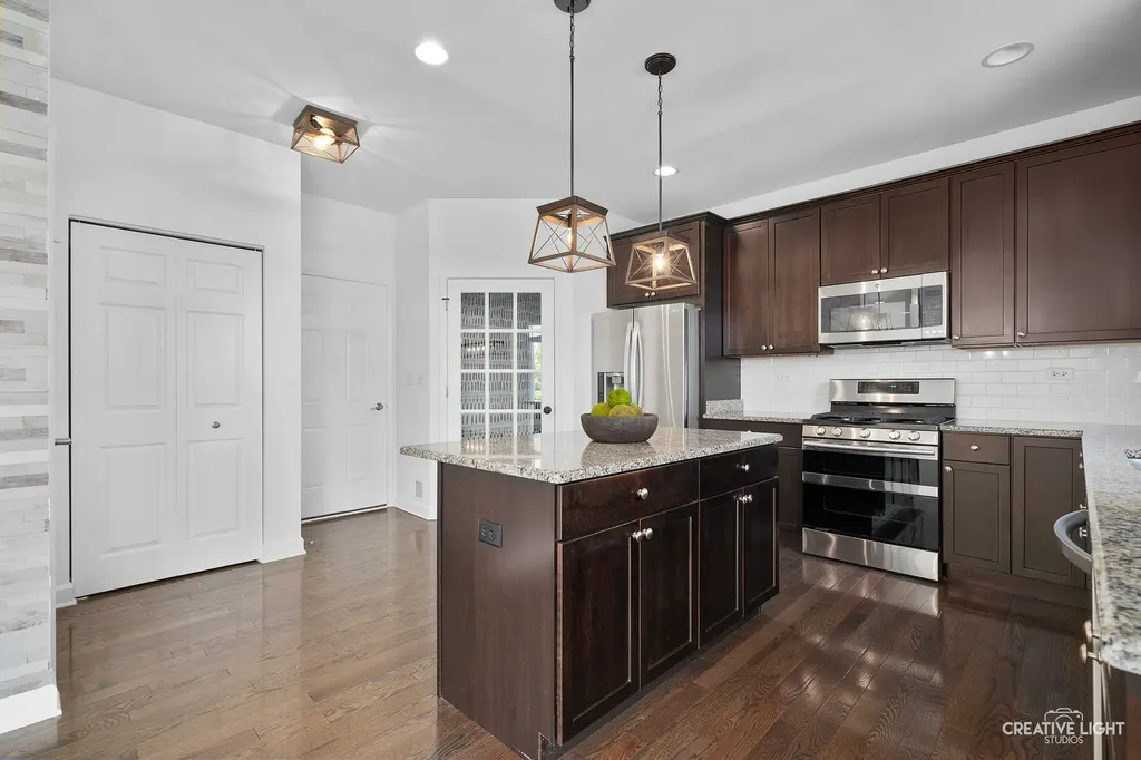 2308 Pebblestone Way Bolingbrook IL 60490