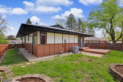 2 Walton Place Normal IL 61761
