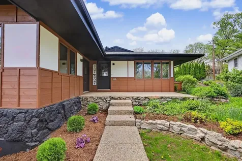 2 Walton Place Normal IL 61761