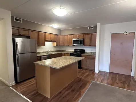 9864 Leland Avenue Schiller Park IL 60176