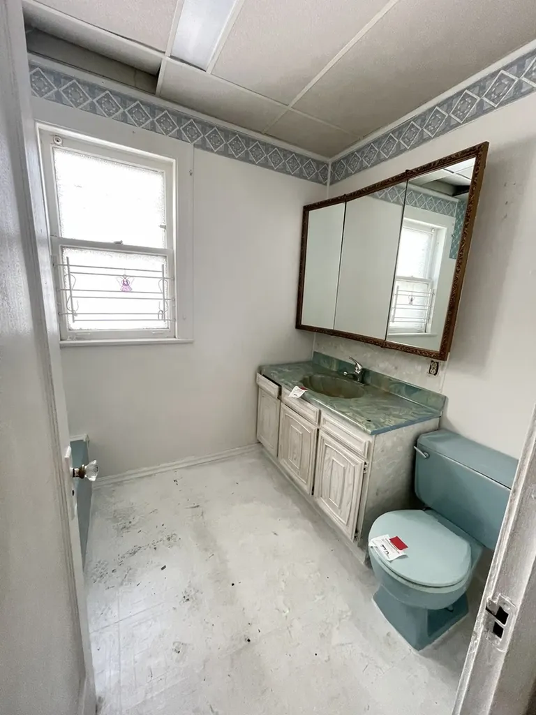 7919 South Wabash Avenue Chicago IL 60619