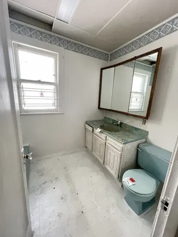 7919 South Wabash Avenue Chicago IL 60619