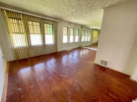 7919 South Wabash Avenue Chicago IL 60619