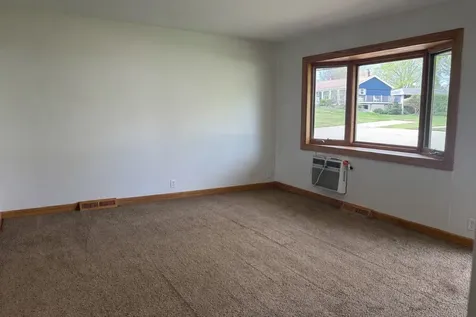 506 Parkside Drive Sycamore IL 60178