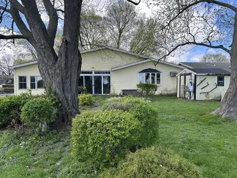 506 Parkside Drive Sycamore IL 60178