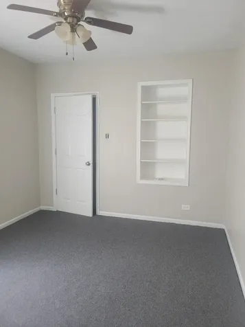 7918 South Essex Avenue Chicago IL 60617