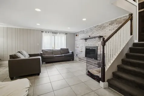 230 Millford Lane Bloomingdale IL 60108