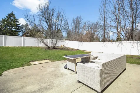 230 Millford Lane Bloomingdale IL 60108
